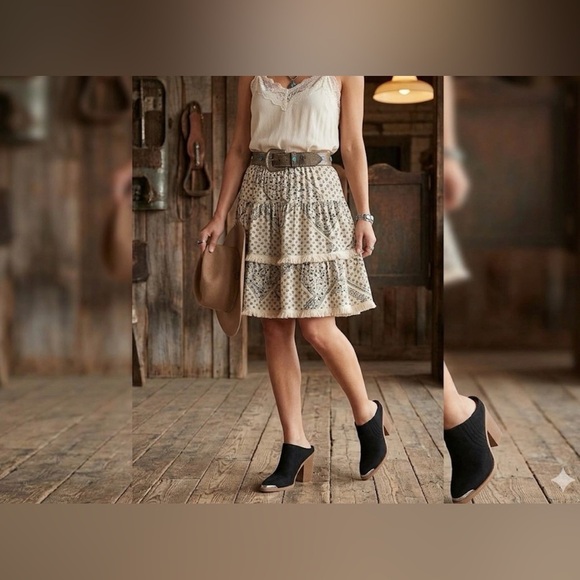 Sun + Stone Shoes - SUN + STONE Deyzaa Mule Pumps Ponted Toe Block Heel Black 11M